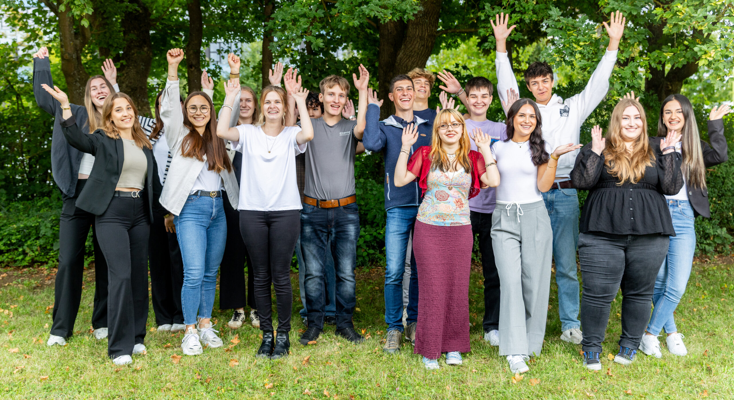 Die neuen Auszubildenden und Trainees bei der Mediengruppe Main-Post.